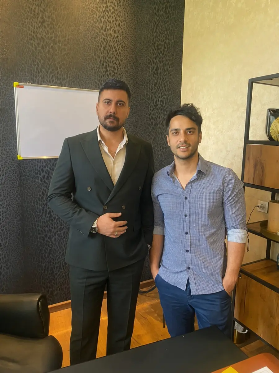 آقای ساعد سهیلی در دفتر املاک صدف پردیس