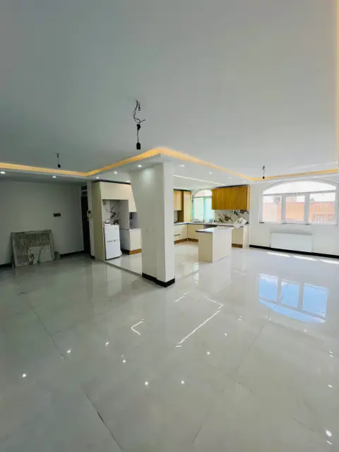 ۱۰۰ متر دو خواب فاز ۱ سند تک برگ کد۱۰۶۹