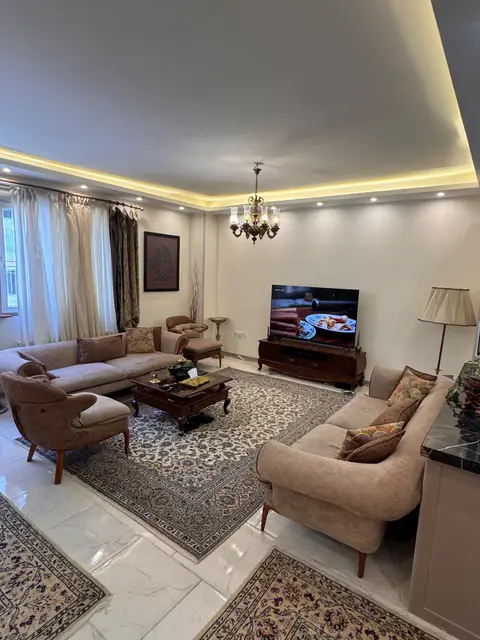 فاز ۸ فول لاکچری بلوار کوهرنگ ۱۰۵ متر ۲ خواب