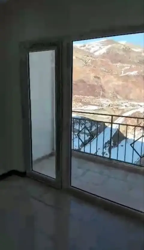 فاز ۱۱ زون ۲ ۸۷ متر ۲خواب فول لاکچری عرصه وام تسویه