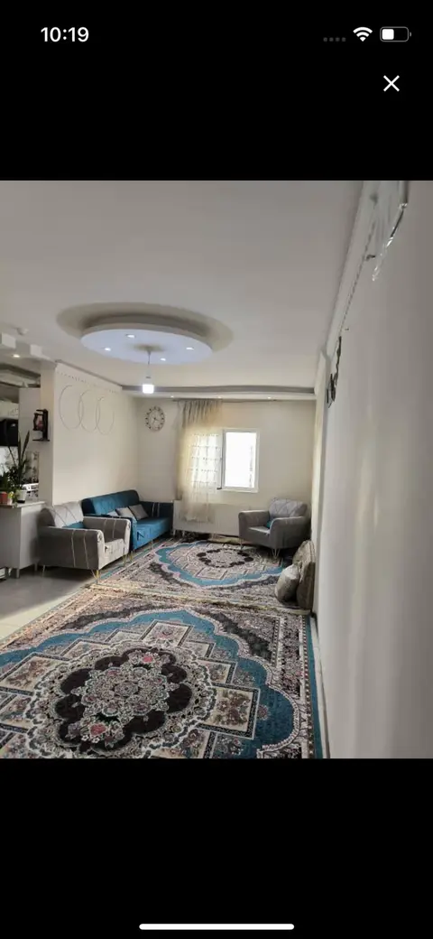 فاز ۱۱ پردیس ۸۷متر خیابان فرزانه طبقه سوم