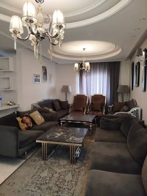 فاز۱۱ ـ زون۵ ـ ۸۷متر دوخواب فول کناف عرصه تسویه